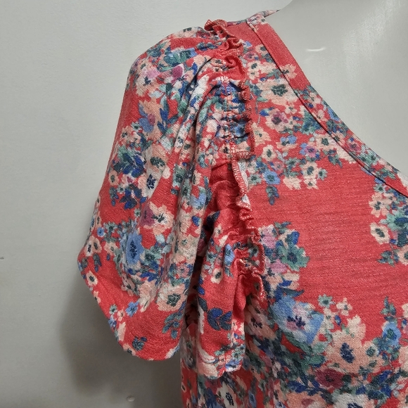 LC Lauren Conrad Pink Floral Flutter Sleeve Tee Size Small - Picture 4 of 9